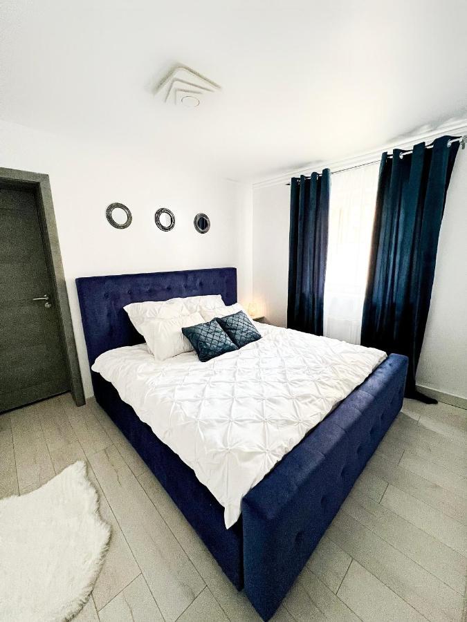 Luxor Ultra-Central Apartments Sibiu Ngoại thất bức ảnh